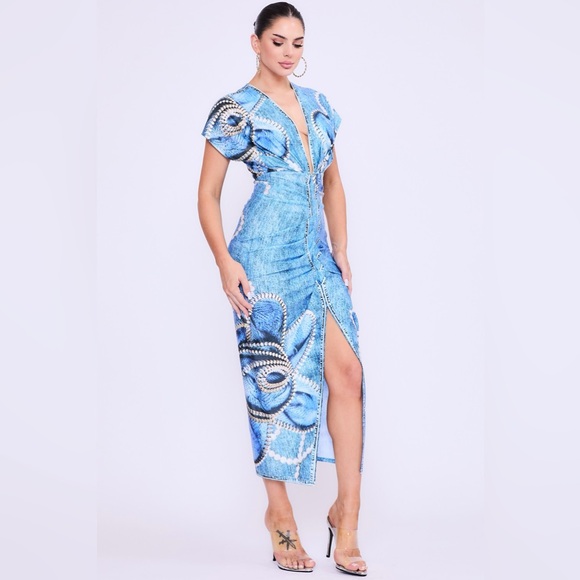 Her Bottari Denim print deep v neck pleats midi dress - Picture 5 of 7